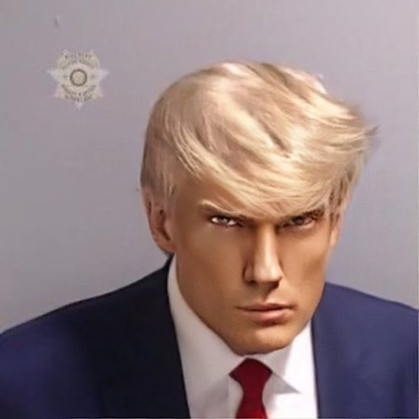 DONALD TRUMP