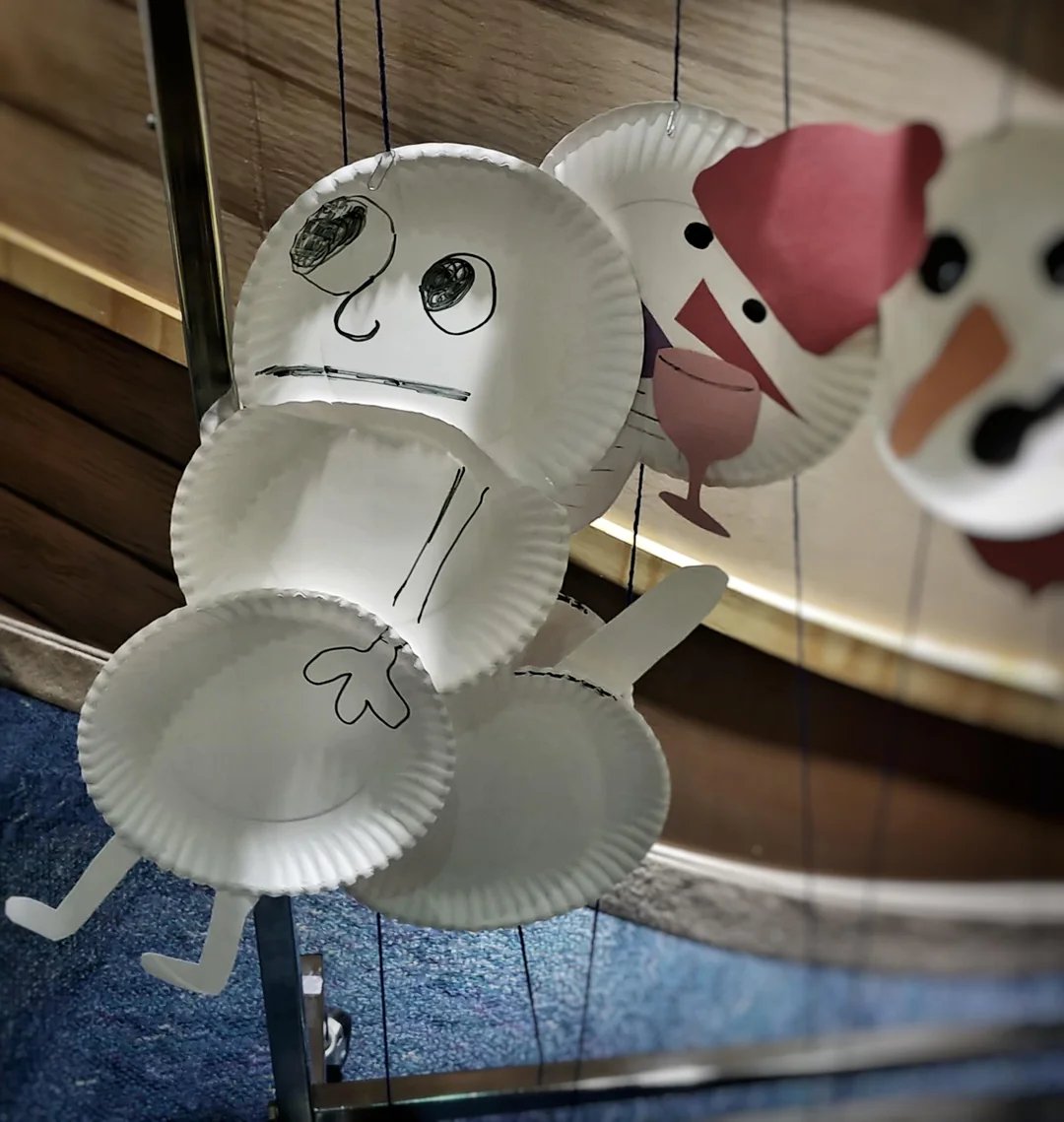 festive-arts-and-crafts-dickbutt-v0-7eqeo0hvl2421.webp