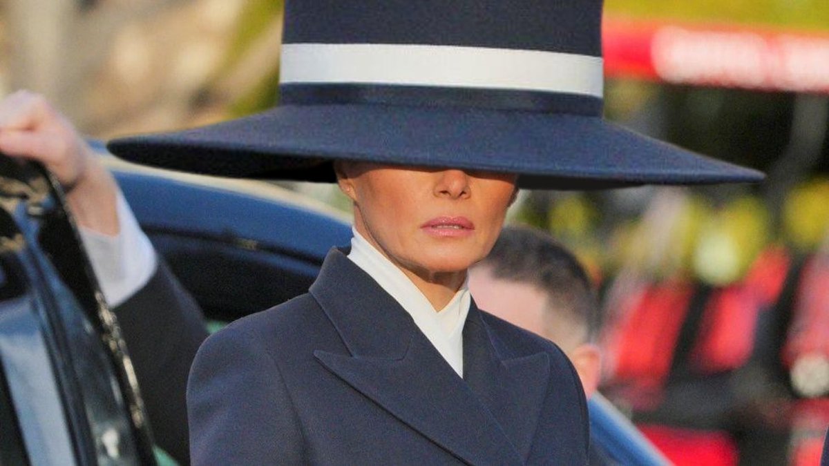Melania wif hat https://t.co/7xw7uMCfVx