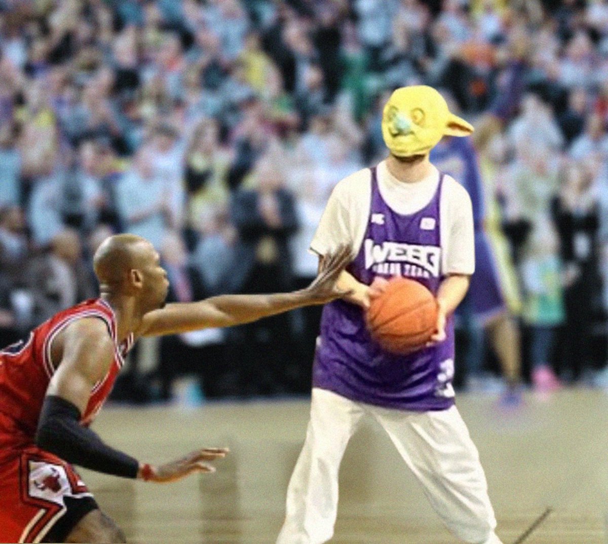 Say what you will about them.. but getting @goblintown on the court for team Web3 was next level.

NBA might be recruiting gobs soon. https://t.co/8ftrT5UPT2